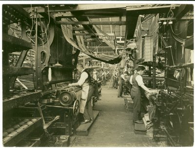 Jacquard weavers, Carpet Trade, 1923 by English Photographer